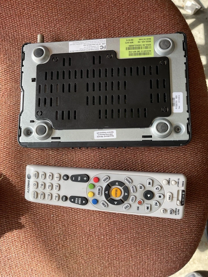 DirecTV H25-700 HD In-Home TV Receiver Set with Remote and Power Cord - Image 1 of 4