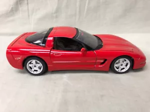 Burago 1997 Chevrolet Corvette C5 M - Picture 1 of 15