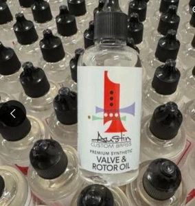¡Aceite de válvula totalmente sintético de latón personalizado Austin!  Botella 2oz - Imagen 1 de 1