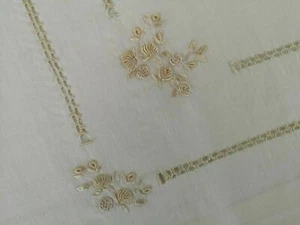 Elegant Tablecloth x12 in pure linen with full stitch hand embroidery gold - Picture 1 of 11