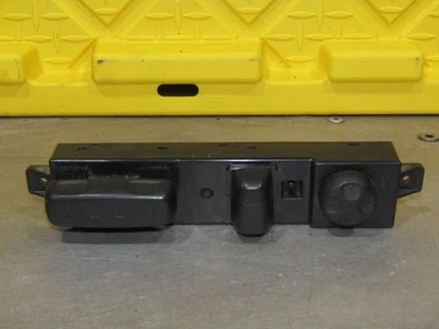 Hyundai Santa Fe 2013-2018 OEM LH lado del conductor interruptor de asiento eléctrico 14 15 16 17 18 Foto 1 de 2