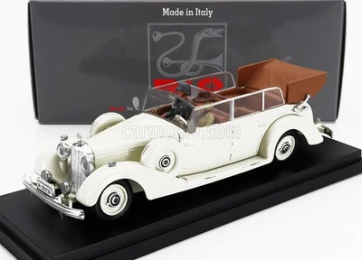 MODELLINO AUTO STATICO RIO MERCEDES 770K CABRIOLET 1938 WITH EVA BRAUN 1/43 - Immagine 1 di 4