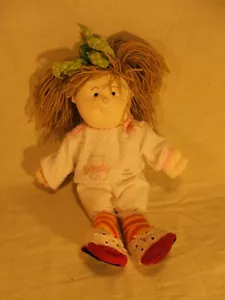 15" CLOTH DOLL WITH RED/YELLOW SOCKS AND A PINK SHIRT WITH A TEDDY BEAR - Picture 1 of 5