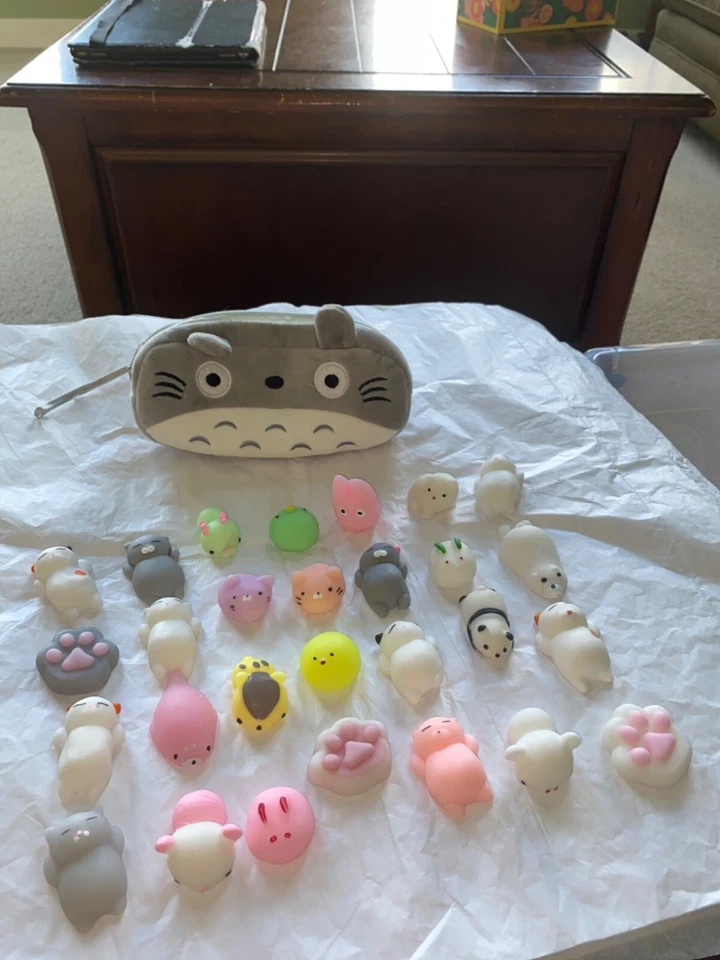 28 Lindos Animales Squishies Kawaii Mochi Apretar Estrés Squishy Juguete con Bolsa Foto 1 de 4