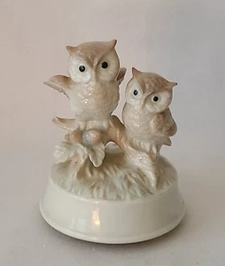 Vintage Otagiri Japan Porcelain Owl Figurine Music Box Plays Close To You 1983 - Picture 1 of 6