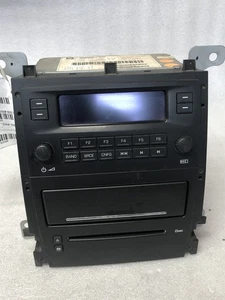 Genuine OEM Cadillac 15 226 034 AM FM 6-Disc CD Player Fits 2005 Cadillac STS - Picture 1 of 5