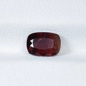 0.97 ct BEST GRADE MASSIVE GLOW RED / NATURAL SPINEL - Cushion 7x5 Gem Video !! - Picture 1 of 3