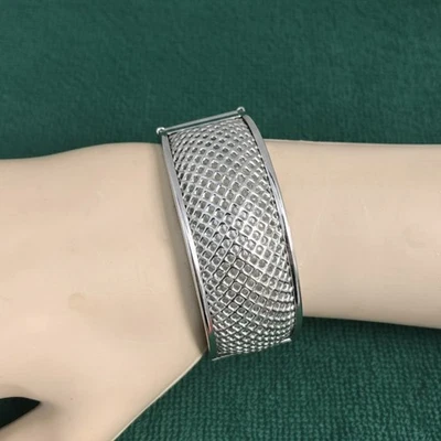 Винтажный SARAH COV «Cosmopolitan» сетки на петлях манжеты браслет 1960-х 1 дюйм шириной MCM - Изображение 1 из 4