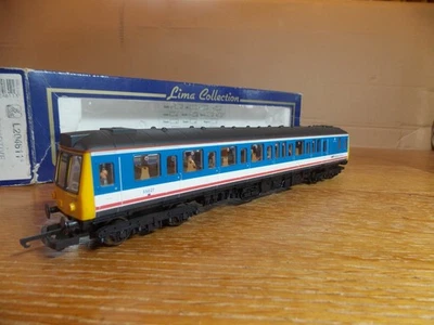LIMA 204611 BR CLASS 121 DIESEL MULTIPLE UNIT No 55027 in NSE Livery. OO Gauge - Image 1 of 4