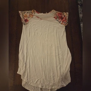 maglietta tunica donna manica corta, maniche bianche stampa fiori MED - Foto 1 di 1