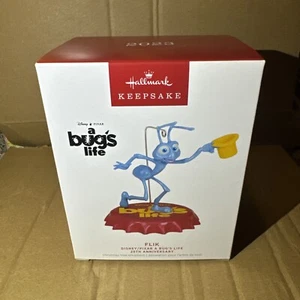 LIK - Disney / Pixar A Bug's Life - 25th - 2023 Hallmark Keepsake Ornament NEU - Bild 1 von 2