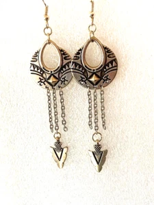 REDUZIERT - Southwestern/Böhmen Ohrringe - silberfarben mit baumelnder Pfeilspitze - Bild 1 von 7