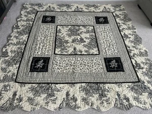 Waverly Toile Queen Quilt - Picture 1 of 5