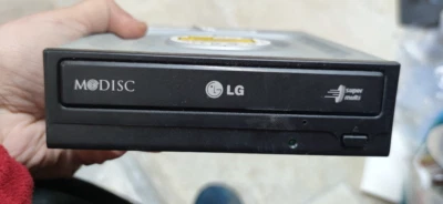 lettore cd-dvd masterizzatore pc desktop LG SATA model: GH24NS95 - Immagine 1 di 4