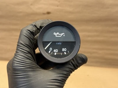 Jaguar XJ6 Series 3 1979-87 Veglia Oil Pressure Gauge 0946 333 9900 DAC2218 OEM - Image 1 of 4