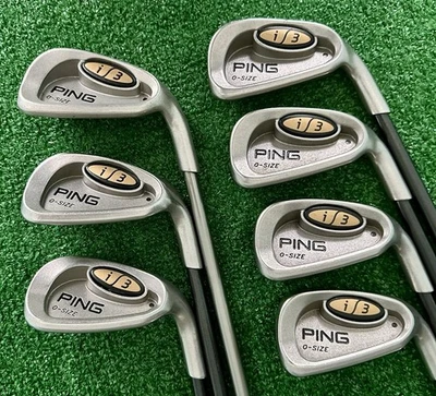 Juego de plancha PING i3 tamaño O 5-PW+SW punto negro, Senior-Flex ALDILA 350 Series, MRH Foto 1 de 4