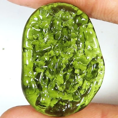 18.55 CT Lab Created Green Moldavite Fancy Cabochon Gemstone 20x28x4 mm GTi177 - Image 1 of 4