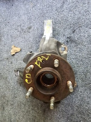 2000-2005 Cadillac Deville FRONT RIGHT PASSENGER Side WHEEL SPINDLE KNUCKLE HUB - Image 1 of 4