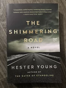 Die schimmernde Straße von Hester Young - Bild 1 von 2