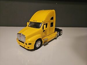 1/32 Scale Diecast Replica By NewRay Kenworth T2000 See Pictures For Details 