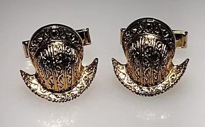 Gemelos Casco Conquistador Español Figura Tono Dorado Vintage Fecha 1968 Foto 1 de 2