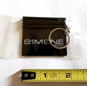 VINTAGE 2002 SIMONE MOVIE PROMO CLAP BOARD KEYCHAIN - AL PACINO JAY MOHR AI FILM - Picture 1 of 2