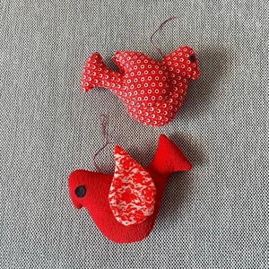 Vintage Red Fabric / Felt Plush Bird Christmas Ornaments Cottage  Core Handmade - Picture 1 of 5