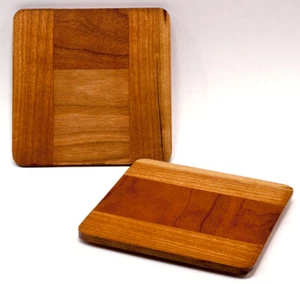1 Wooden Lens Board 3.5" x 3.5" for Deardorff Baby, made of solid Cherry wood - Picture 1 of 2