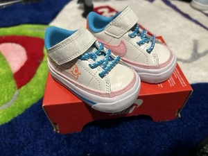 Nike Dz2815-100 Größe 2c - Bild 1 von 7