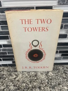 JRR Tolkien The Two Towers 9th Impression 1962 George Allen & Unwin LOTR - Picture 1 of 11