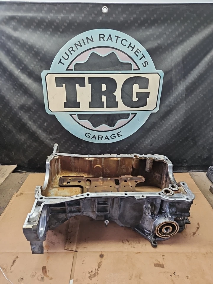 03-06 Infiniti G35 Nissan 350z VQ35DE Conjunto de cárter de aceite superior 11110-CD001 Foto 1 de 4