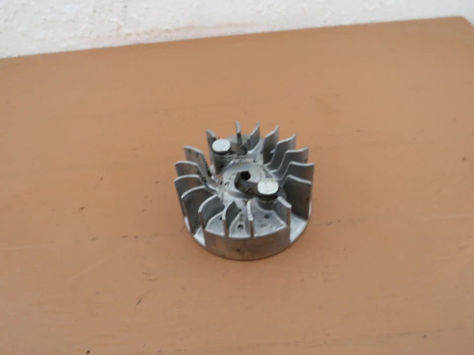 Craftsman 358.357181 Chainsaw OEM Flywheel 12407-85 - Image 1 of 4