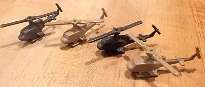 (4) Helicópteros antiguos raros inusuales del ejército / militares -- plástico -- helicóptero Foto 1 de 4