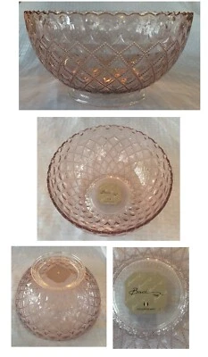 Tigela de servir acrílico Baci Milano padrão diamante rosa 9,75" diâmetro x 5" - Imagem 1 de 4