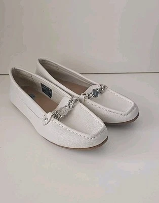 Nautica Slip On Shoes Womens Sz 7.5 White Loafers Silver Chain Accent - Image 1 of 4