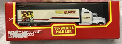 Vintage Winn Dixie 18 Wheel Hauler  1:64 Scale Transporter and Diecast Cab NIB - Image 1 of 4