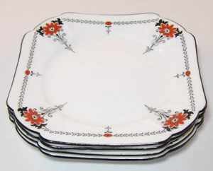 4 Shelley Red Daisy 11497 Pattern 5.5" Square Side Tea Sandwich Plates c1935 VGC - Picture 1 of 7