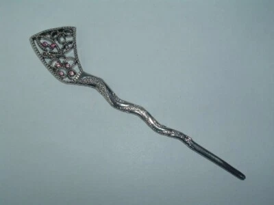 VINTAGE PINK RHINESTONE BUTTERFLY SILVER TONE METAL HAIR STICK UP DO ACCESSORY - Image 1 of 3