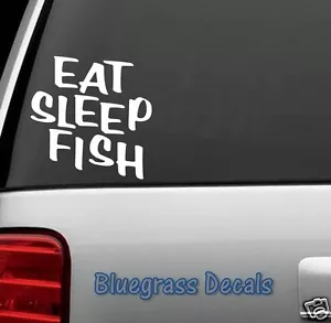 D1067 EAT SLEEP FISH DECAL STICKER auto camion SUV furgone canna mulinello esca pesca parete - Foto 1 di 1