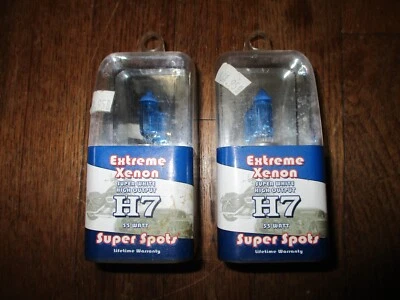 (2) Wixtech Extreme Xenon H7 Super White High Output Super Spots Bulb 55 Watt - Image 1 of 4