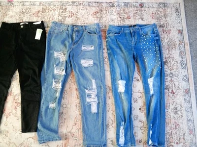 Used Ladies 3 pack multicoloured Ripped skinny legs trousers Uk Size 12 - Image 1 of 4