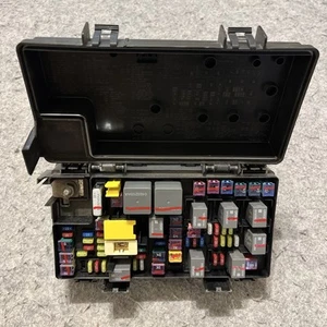 12 Jeep Liberty TIPM BCM Integrated Power Module Fuse Box Block 68105502AC - Picture 1 of 8