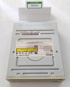 CD-ROM / Laufwerk / Samsung / CD-Master 52E / SC-152 / IDE / 5,25"/ weiße Blende - Bild 1 von 4