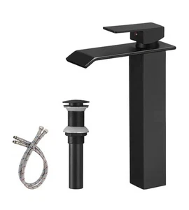 Rubinetto lavabo vasca bagno a cascata alta nero BWE manico singolo - Foto 1 di 2