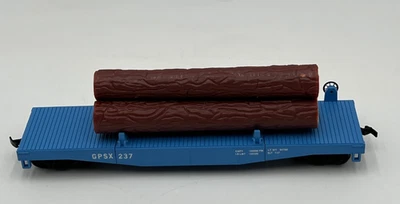 Walthers Trainline HO Scale Georgia Pacific Log Dump Car with 3 Logs GPSX 237 - Image 1 of 4