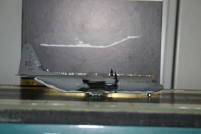 Gemini Jets 1:200 RAAF Lockheed C-130J Hercules A97-448 (G2RAA1141) defect - Image 1 of 4