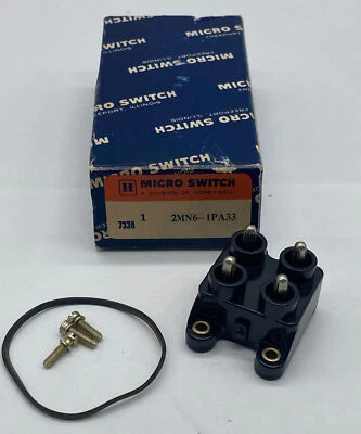 Honeywell 2MN6-1PA33 Micro Switch Contact Block 3-62  - Image 1 of 3