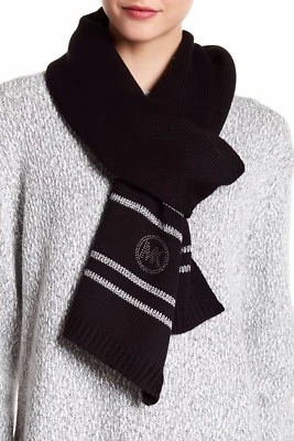 Bufanda tejida metálica negra/plateada silenciador a rayas con logotipo de Michael Kors  Foto 1 de 4