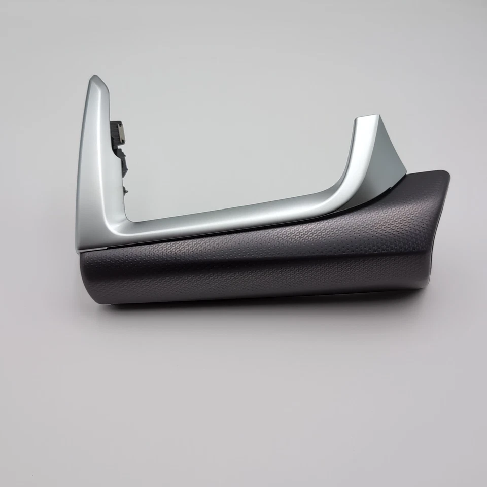 2024 BMW U06 X1 U11 X2 U10 Silver TRIM STRIP DASHBOARD HEXAGON 9638715 - Image 1 of 4