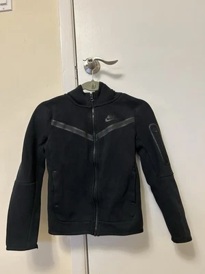 Nike Tech Hoodie Sportswear Kids Medium In  Black Standard Fit Size M - Image 1 of 4